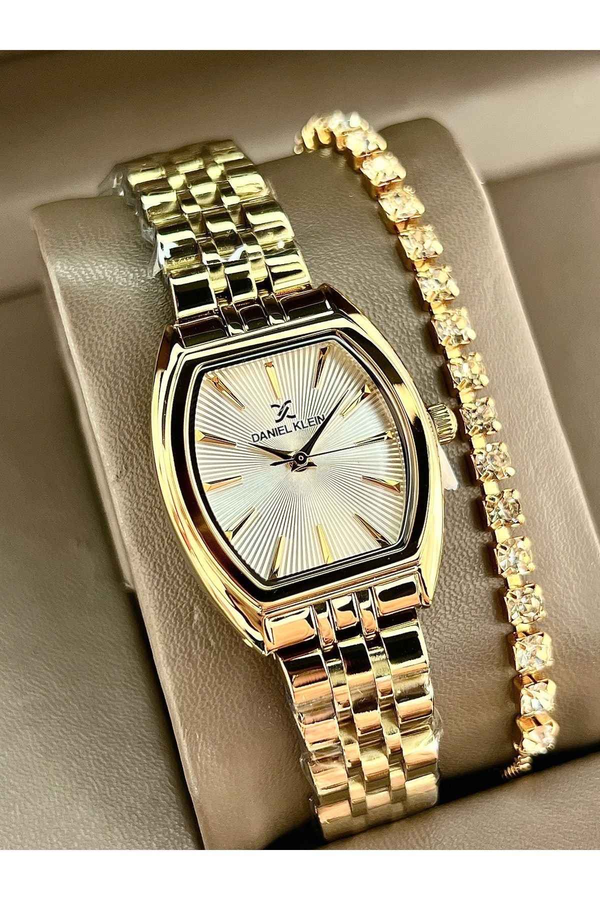 Daniel Klein Gold Kadın Saati.minimal,hafif Ve Şık Tasarım,çelikordon Ve Su Geçirmez Yıl Garanti - Görsel 5