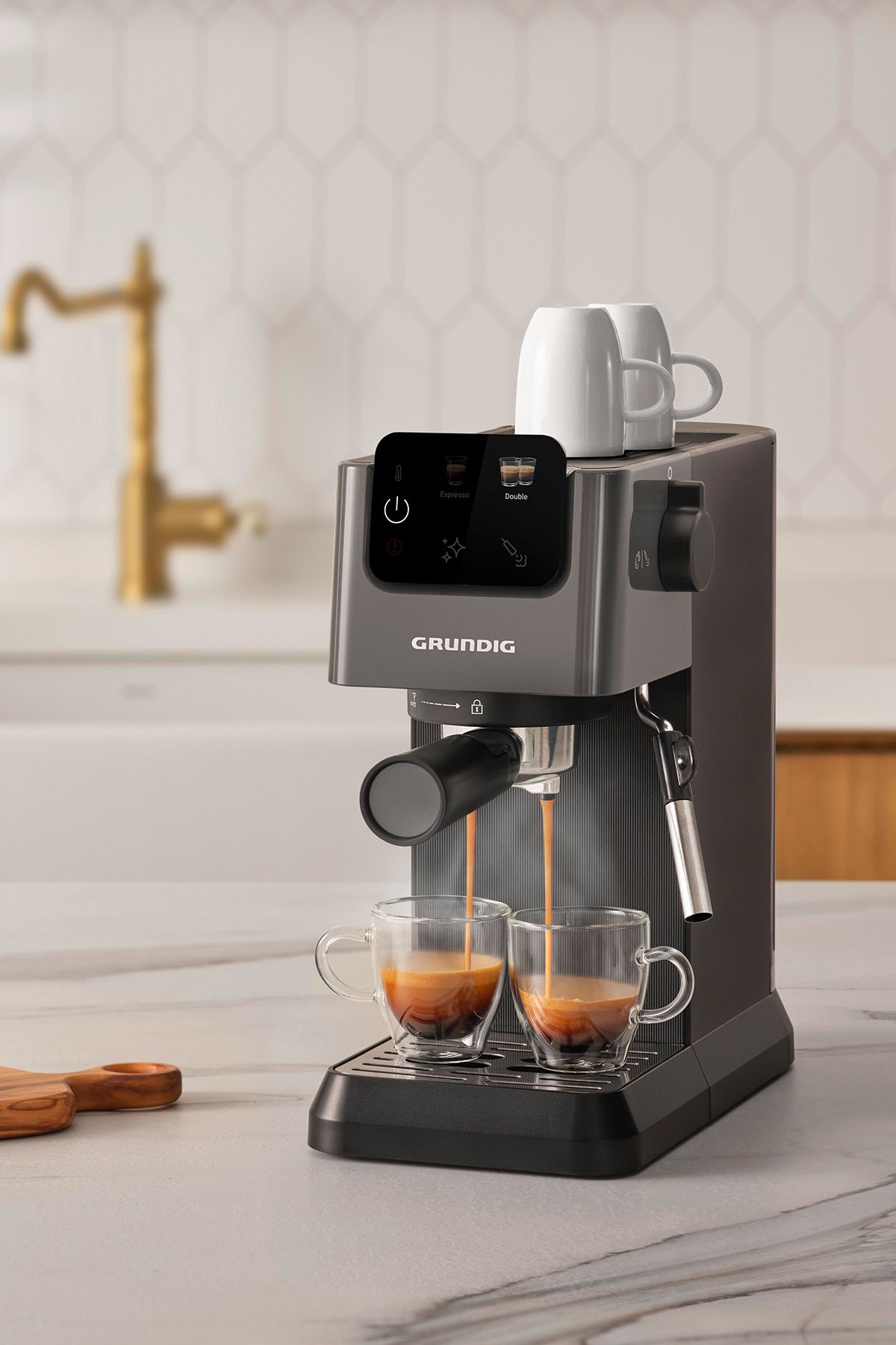 Grundig Delisia Coffee KSM Süt Köpürtücülü Manuel Espresso Makinesi - Görsel 4