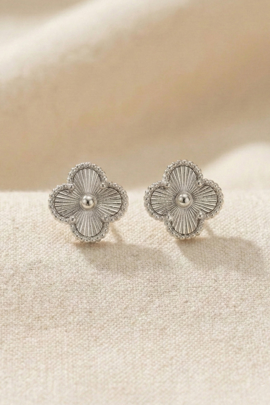 AURRARİ Altın Kaplama Çelik Cleef Küpe