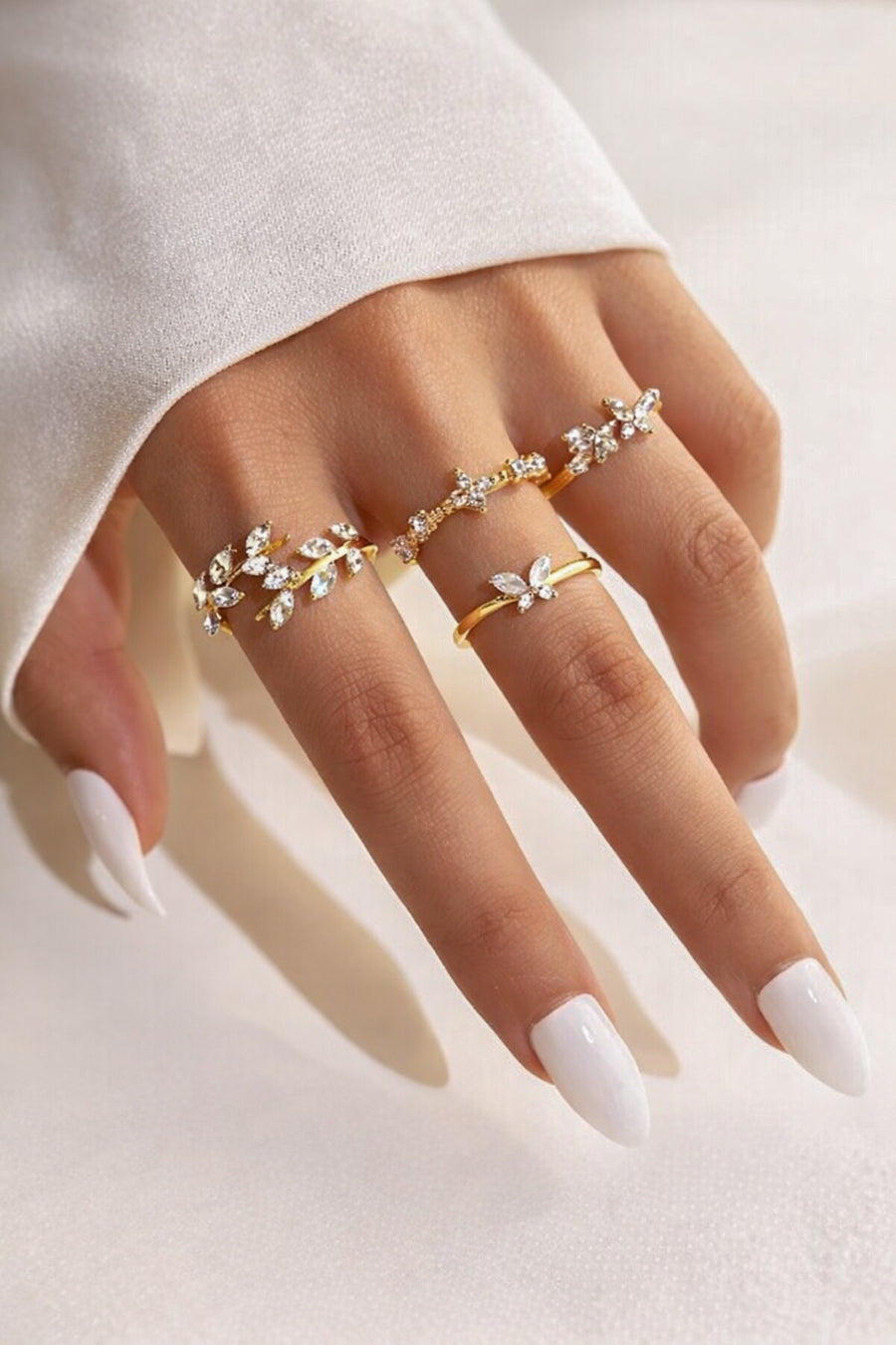 The Collection 4'lü Kombin Kelebek Çiçek Detaylı Eklem Gold Taşlı Yüzük Set - Fiyatı, Yorumları