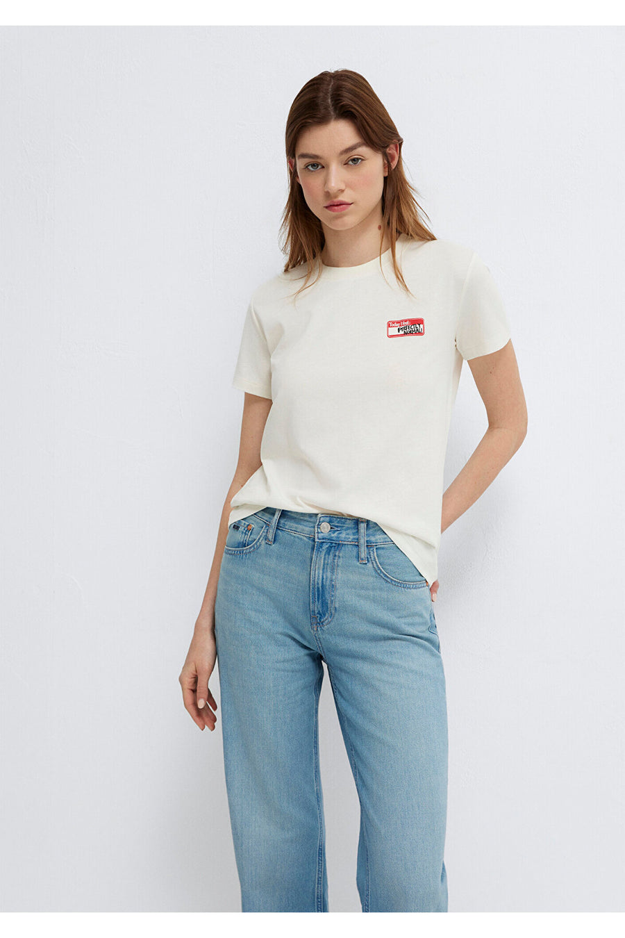 Mavi Baskılı Ekru Tişört Semi Slim Fit / Yarı Dar Kesim 1614251-80194