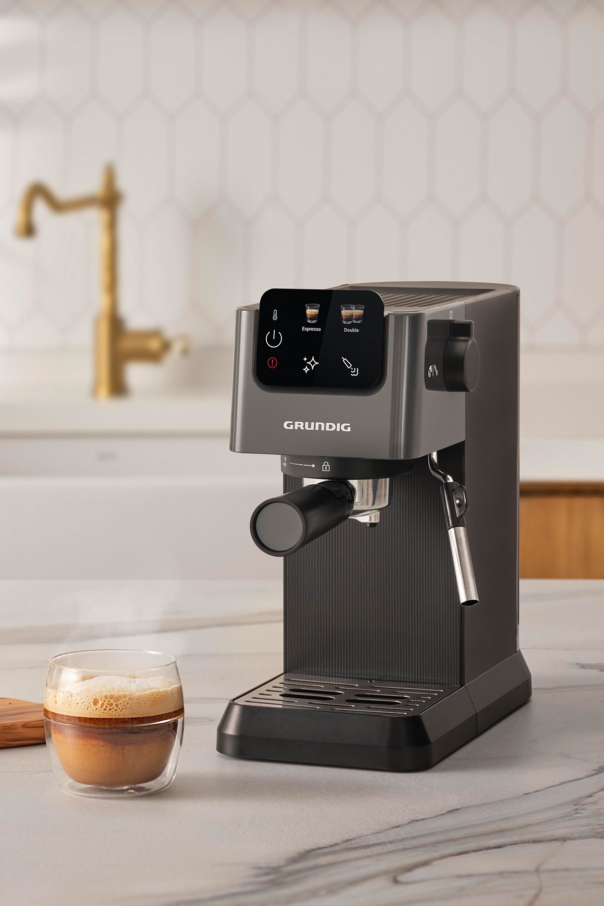 Grundig Delisia Coffee KSM Süt Köpürtücülü Manuel Espresso Makinesi - Görsel 2
