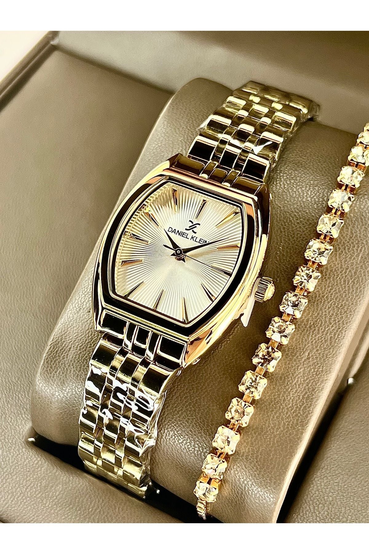 Daniel Klein Gold Kadın Saati.minimal,hafif Ve Şık Tasarım,çelikordon Ve Su Geçirmez Yıl Garanti - Görsel 4