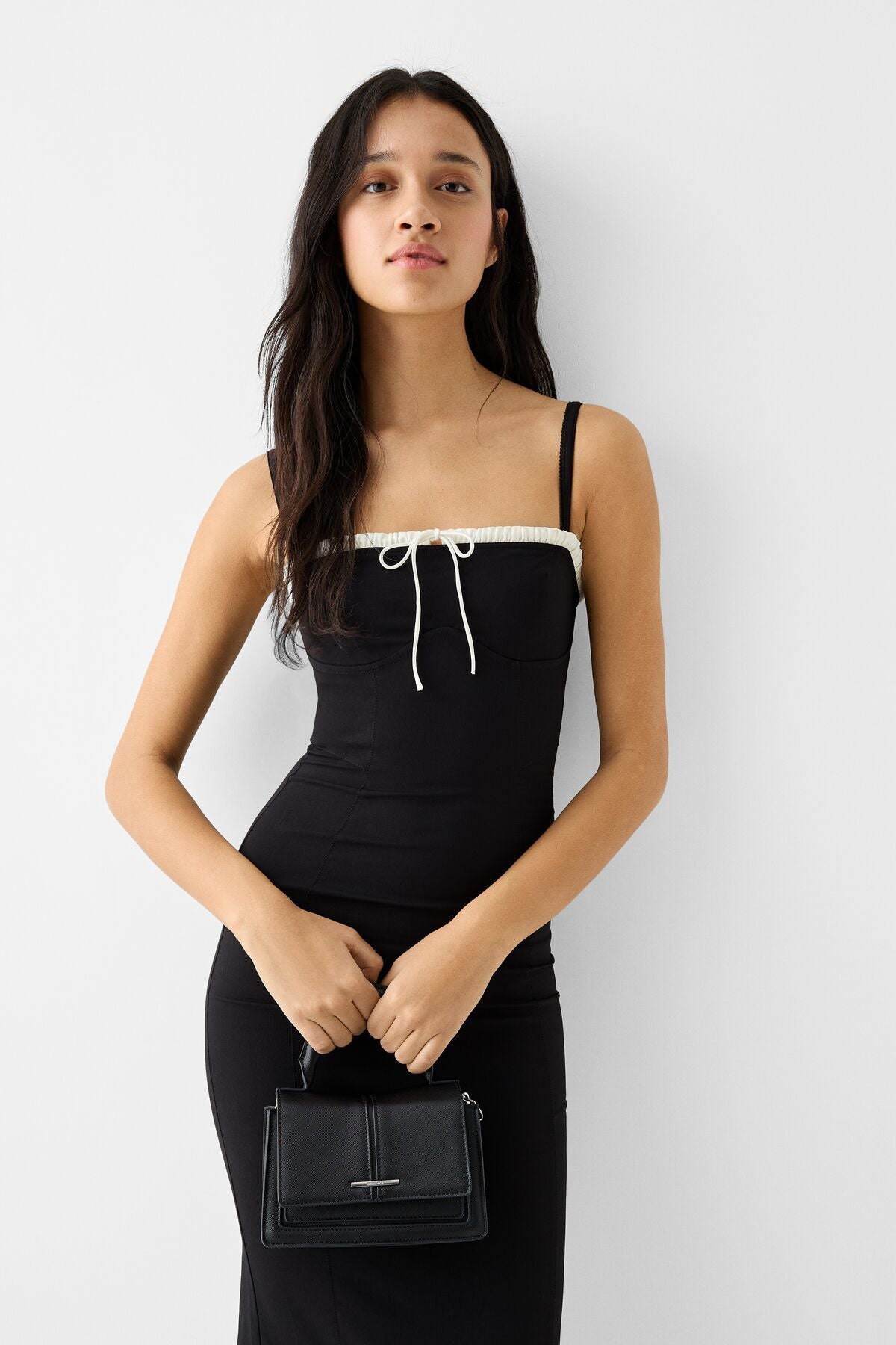 Bershka Saffiano çapraz askılı çanta - Görsel 3
