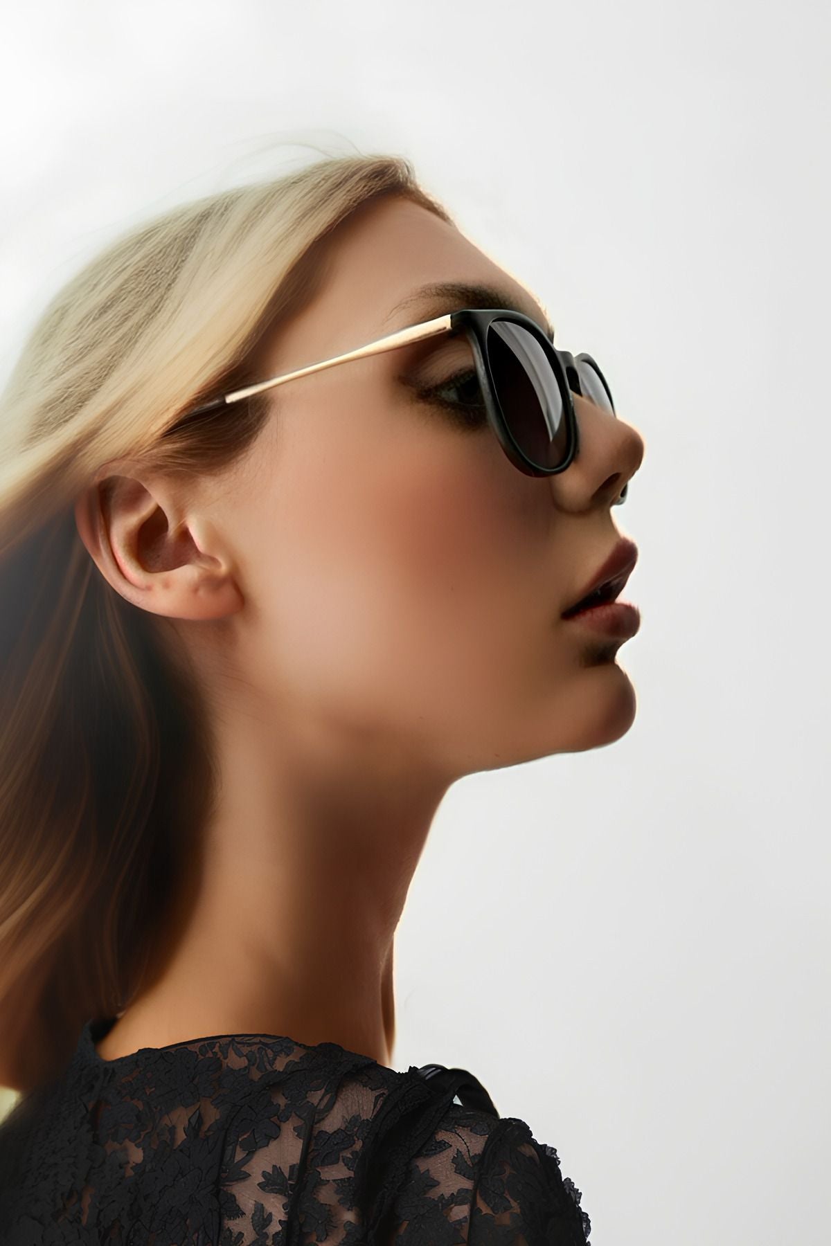 Eyesofia Tamela Kemik Oval Unisex Siyah Metal Sap Güneş Gözlüğü - Görsel 4