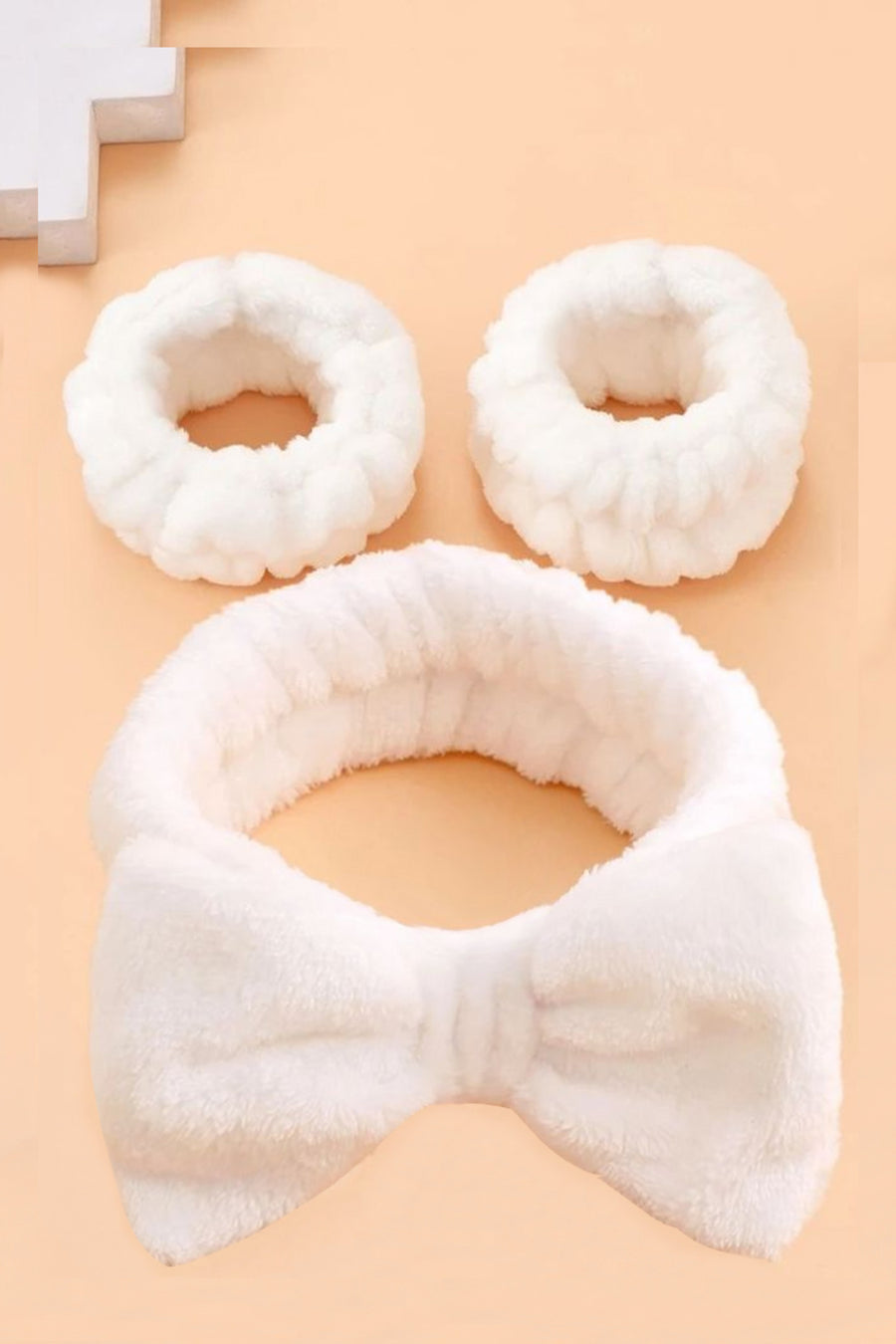 C&E Design Peluş Pembe Bileklik + Makyaj Ve Banyo Bandı Seti