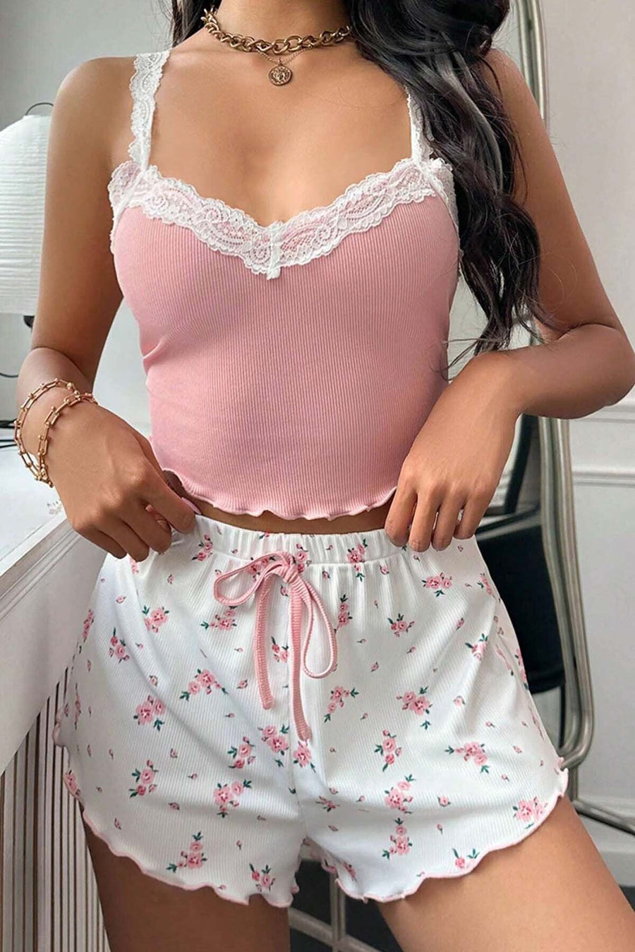 Merry See Çiçek Desenli Dantel Askılı Şortlu Pijama Takımı