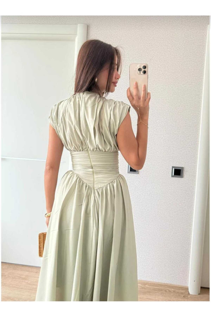 Genel Markalar Pinterest Şık Muadil Midi Elbise - Yeşil