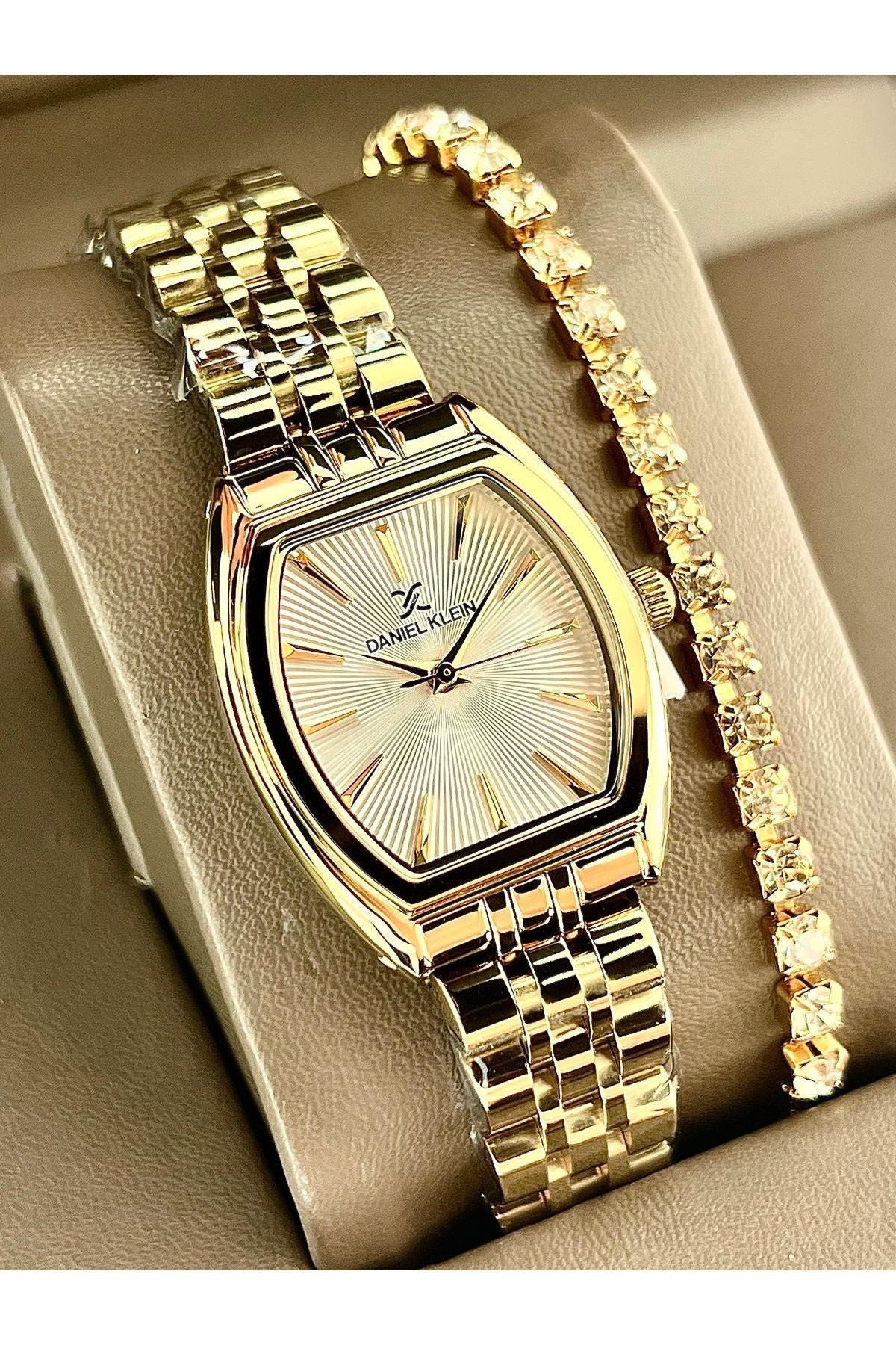 Daniel Klein Gold Kadın Saati.minimal,hafif Ve Şık Tasarım,çelikordon Ve Su Geçirmez Yıl Garanti - Görsel 6
