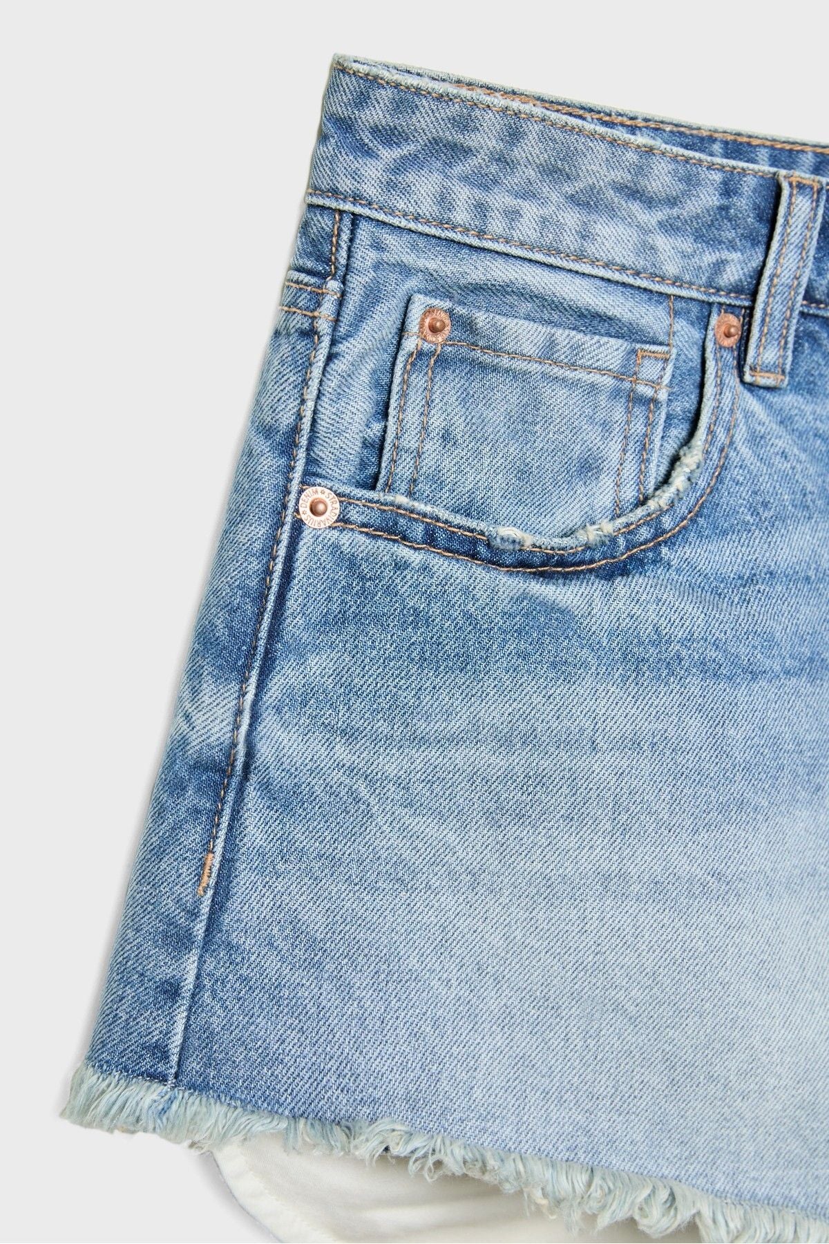 Stradivarius Mikro denim şort