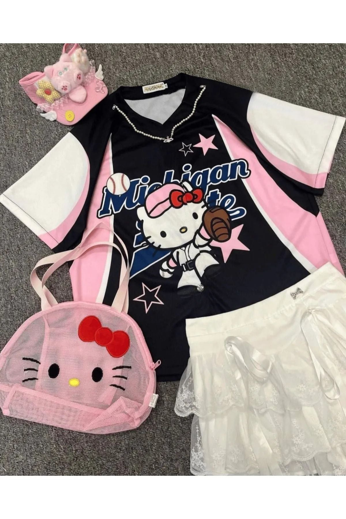 Freysu Shop Siyah Beyzbol Hello Kitty Forma Oversize