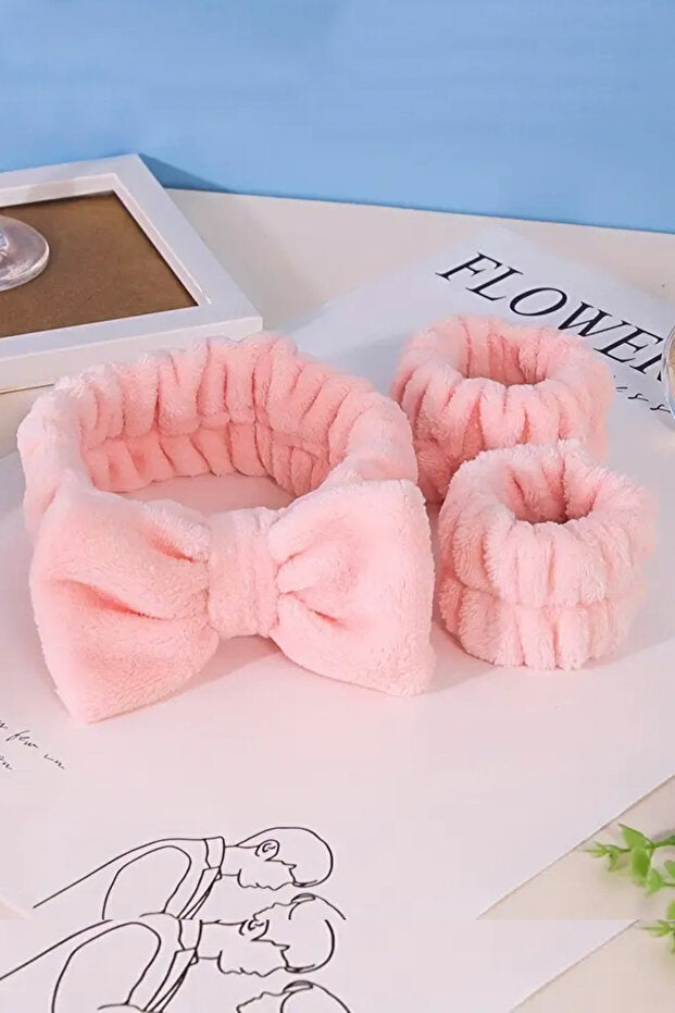 C&E Design Peluş Pembe Bileklik + Makyaj Ve Banyo Bandı Seti